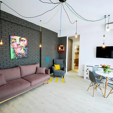 Little Loft No8 *