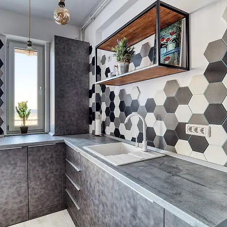 Little Loft No8 * Нэводари