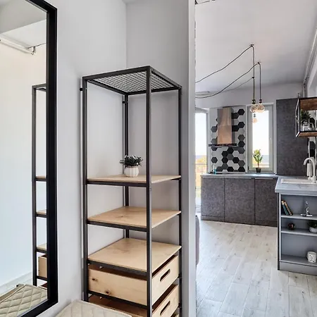 Little Loft No8 *