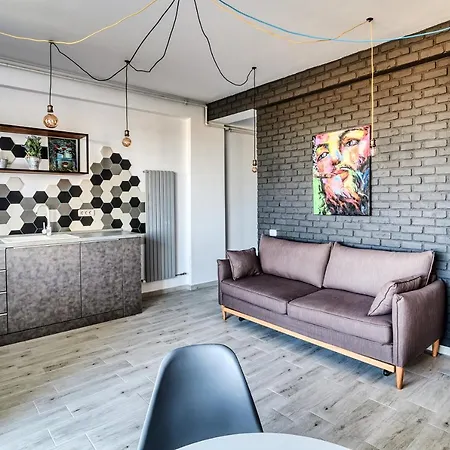 Апартаменты Little Loft No8 Нэводари